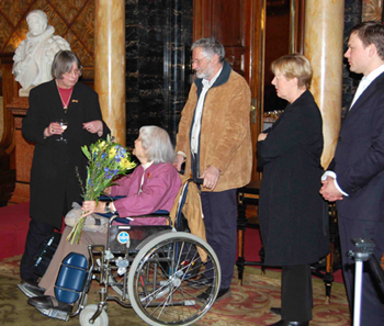 Foto von der Laudatio f&uuml;r Dorothea Buck